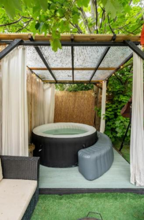 3Bed 2Bath with Garden sauna & Hot Tub